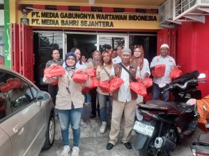 Keluarga Besar DPD GWI PROVINSI Banten Dan DPC GWI Tangerang Kota Berbagi Jum’at Berkah