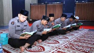 Jumat Berkah, Divisi Humas Polri, Gelar Khataman Dan Doa Bersama.
