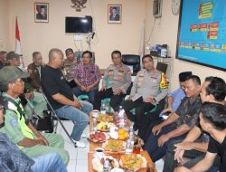 Kunjungi Pos Satkamling Terpadu Rw 02 Kedaung Kaliangke, Kapolres Twedi: “Keamanan Lingkungan Tercipta karena Kebersamaan dan Kepedulian Warga”