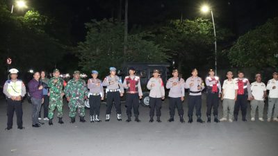 Beri Rasa Aman dan Nyaman Masyarakat, Polres Jakbar Laksanakan Patroli Skala Besar Di Malam Akhir Pekan