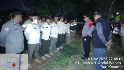 Cegah Aktivitas Melanggar Hukum, Polsek Cengkareng Intensifkan Patroli Bersama Satpol PP di Area Pertamanan Mookervart