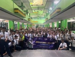 Lewat Operasi Zebra Jaya 2025, Satlantas Jakbar Edukasi Pelajar Bahaya Pelanggaran Lalu Lintas