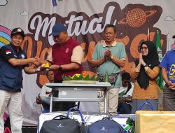 Jalan Sehat Family Time Milad Ke-8, SMP Mutual Kota Magelang Di Ikuti Ribuan Peserta.