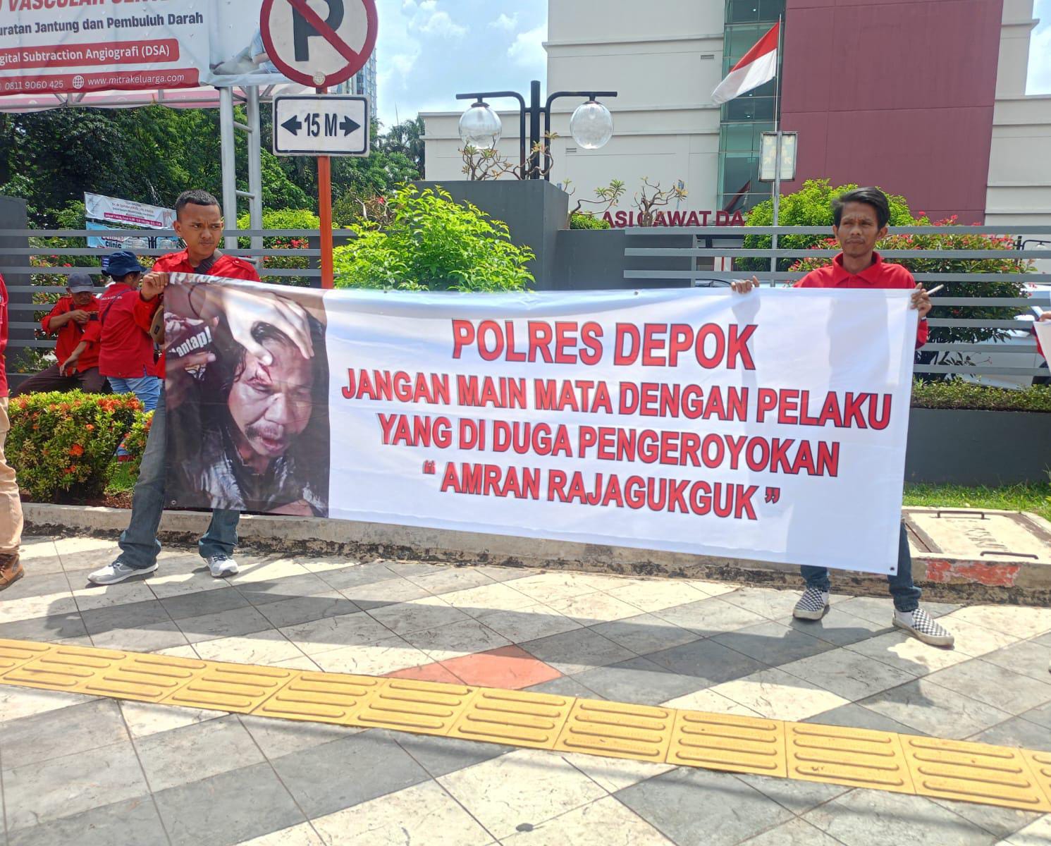 Aksi Damai Pemuda Batak Bersatu Mandeknya Proses Hukum di Polres Metro Depok.