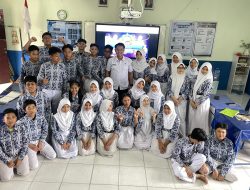 Potret Belajar Menyenangkan Siswa SMP Samarinda dengan Papan Interaktif dari Prabowo.