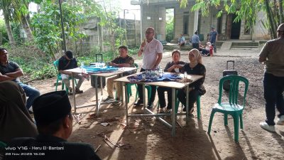 Kampung Sumur Bandung Protes: CSR Sembako & Lingkungan PT New Hope Indonesia Tidak Ingin Dikelola Jaro/RW