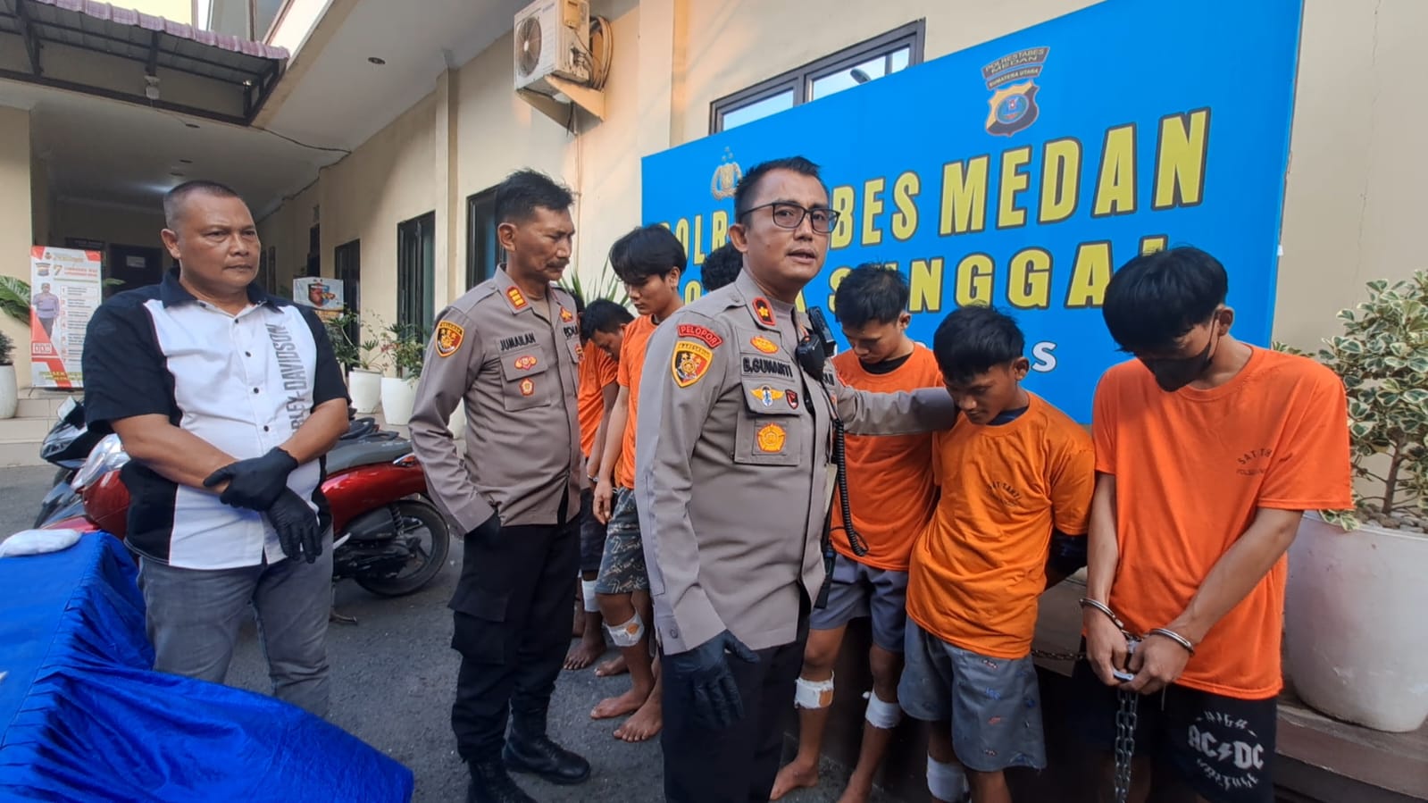 Polsek Sunggal Ringkus 7 Specialis Begal Malam, 5 Orang Di Tembak.