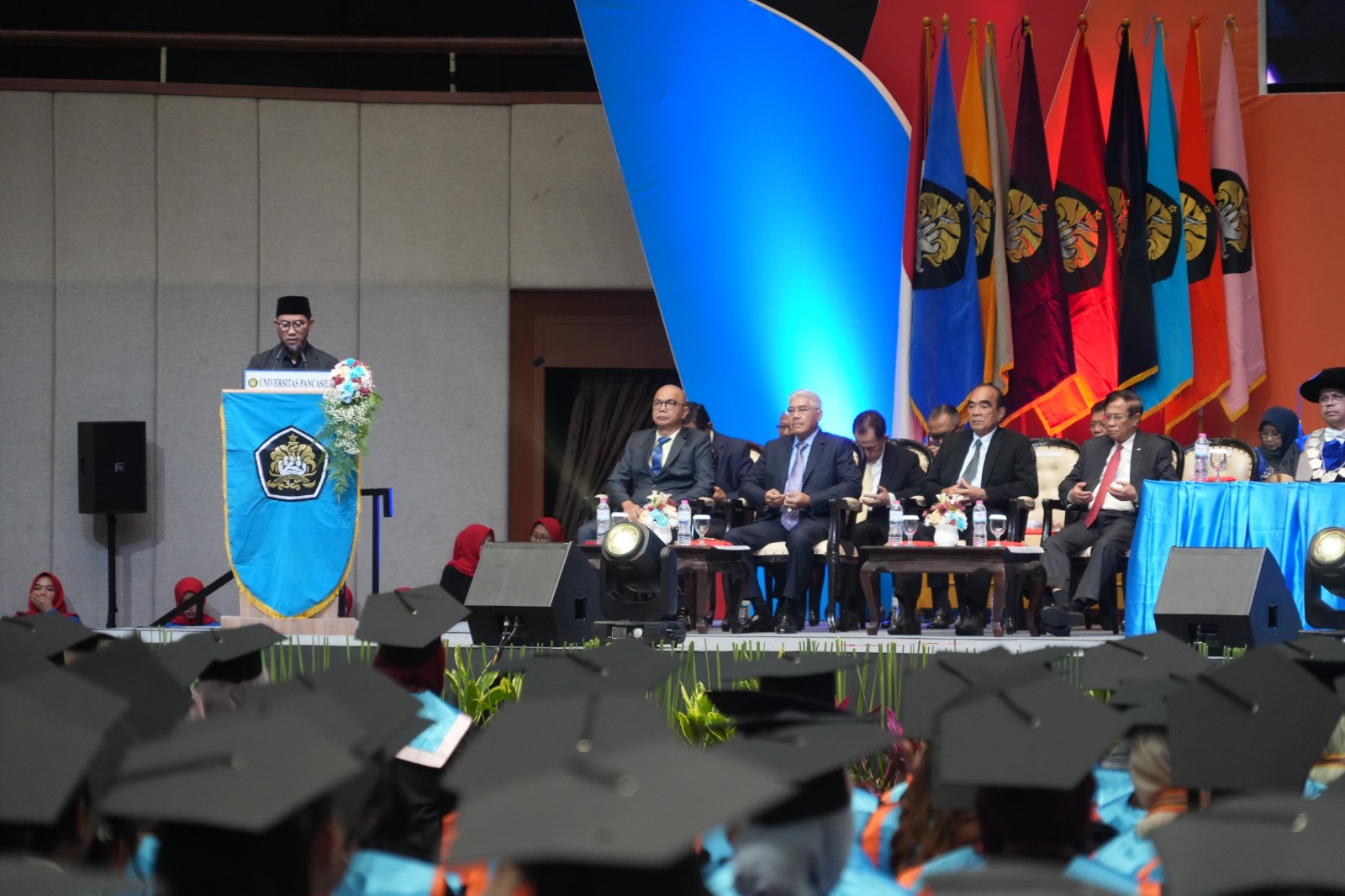 Di Hadapan 1.461 Wisudawan, Jamintel Minta Generasi Muda Junjung Integritas Dan Nilai Pancasila.