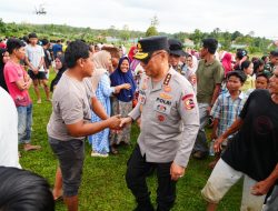Waka Polri, Tinjau Lokasi Banjir Aceh Tamiang, Pastikan Bantuan Logistik Hingga Peralatan Khusus Segera Dikirim.