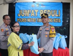 Dekat dengan Pengemudi Ojol, Kapolres Gelar Jumat Peduli di Mapolsek Tangerang