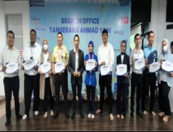 BRI KC Tangerang Ahmad Yani Berikan Penghargaan kepada Pekerja Terbaik Bulan November