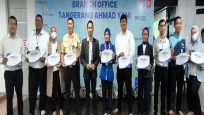 BRI KC Tangerang Ahmad Yani Berikan Penghargaan kepada Pekerja Terbaik Bulan November