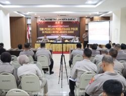 Kolaborasi Polisi dan Masyarakat, Puslitbang Polri Jaring Masukan di Polres Metro Jakarta Barat Wujudkan Polri Presisi