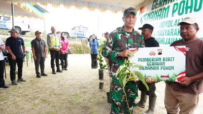 Hijaukan Lereng Merapi, TNI Dan Forkopimda Boyolali, Tanam Pohon Cegah Bencana.