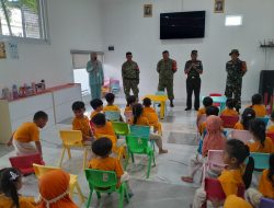 Dan-Ramil Gemolong, Berikan Pembelajaran Dan Motivasi Kepada Siswa PAUD.