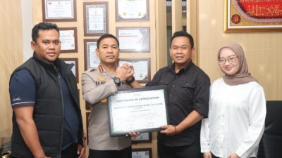 Kapolres Metro Tangerang Kota Terima Apresiasi dari Grab Indonesia