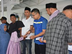 Wali Kota Langsa, “Jefri Santana S Putra SE”, Salurkan Bantuan, Berupa Sembako, Makan Ringan, Pakaian Baru, Kain Sarung, Jilbab, Peralatan Mandi, Susu Dan Uang Santunan, Bagi Anak Yatim/Piatu.