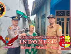 Wujud Kepedulian , Kapolsek Cikulur Polres Lebak Berikan Bantuan Sembako kepada Korban Longsor