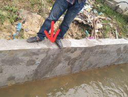 Diduga Pembangunan Saluran Drainase Perbatasan Dusun Nelayan Dan Dusun Mesjid, Yang Di Kerjakan Tahun 2025 Lalu.