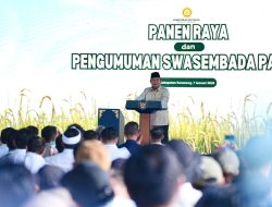 Bareng Petani di Karawang, Prabowo Umumkan Keberhasilan Indonesia Swasembada Pangan 2025.