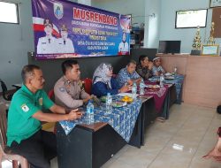Babinmas Polsek Cijaku Polres Lebak Hadiri Rapat Musyawarah Desa Cijaku