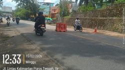 Jalan Nasional Berlubang di Sanggau Tuai Sorotan, Warga Desak Audit Proyek Perbaikan