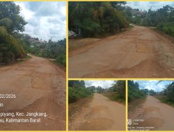 Diduga Abai Infrastruktur, Jalan Menuju Pasar Balai Sebut Rusak Parah Bertahun-tahun