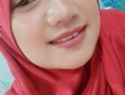 Berkah Ramadan, Editor GWI Eni Gelar Aksi Berbagi Takjil Dua Hari Berturut-turut di Desa Losari