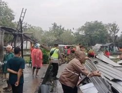 Sungguh Miris, Angin Kencang Porak Porandakan Rumah Warga di Sukodono, Polisi dan BPBD Berjibaku Lakukan Evakuasi