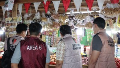 Satgas Saber Pangan Polres Jakbar Turun ke Pasar Tomang Barat, Awasi Harga dan Ketersediaan Pangan