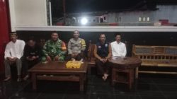 Babinsa Koramil 14/Panongan Komsos Bersama Warga, Himbau Jaga Kamtibmas Saat Malam Ramadhan