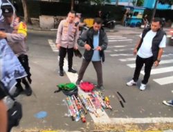 Cegah Konvoi Resahkan Warga, Polisi Amankan Puluhan Petasan, bendera hingga Sajam di Tamansari